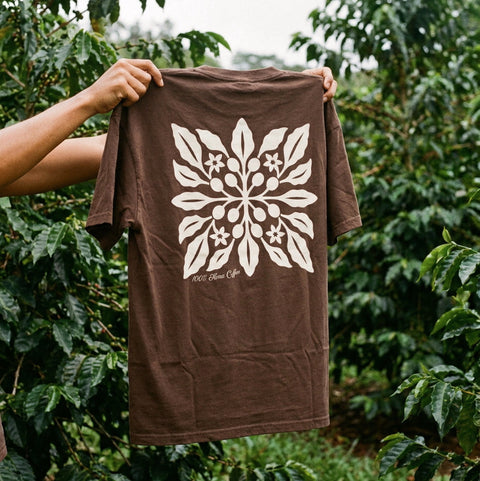 brown shirt with hawaiian coffee quilt pattern on the back